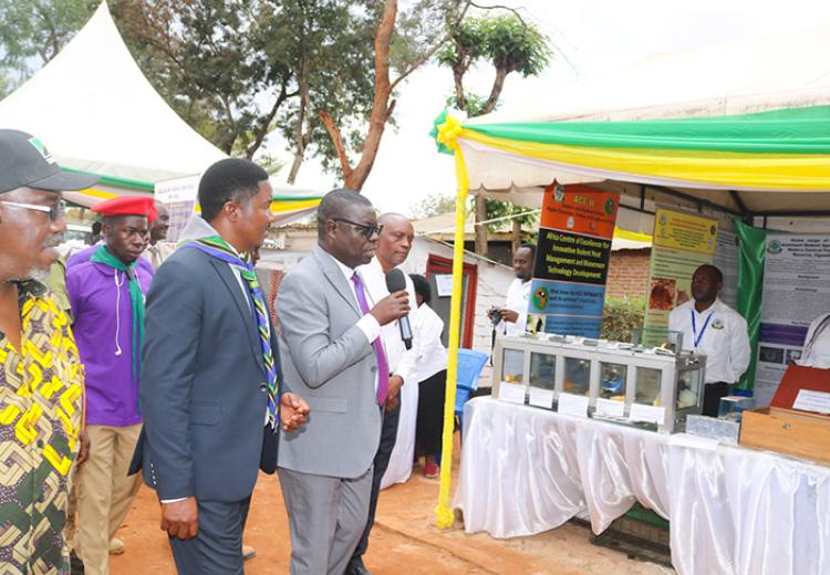 Serikali Yaipongeza SUA kwa Uzalishaji wa Vifaranga vya Samaki