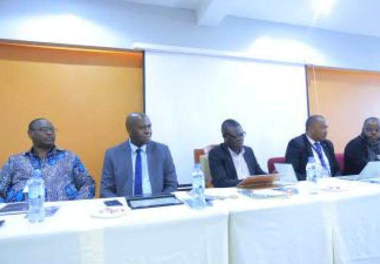 viongozi waandamizi wanaosimamia masuala ya maji na mazingira kutoka nchi 10 za Afrika