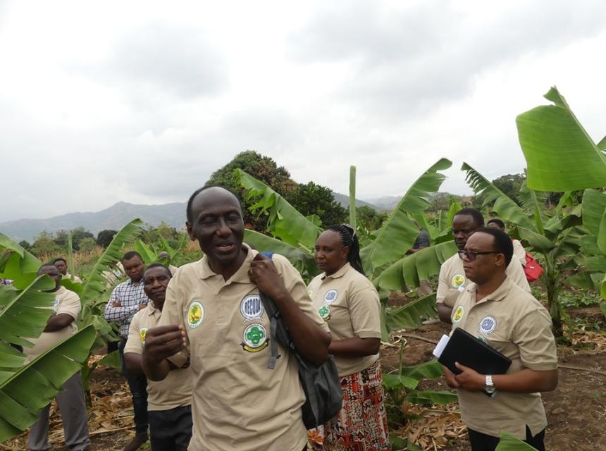 RIPAT SUA Farmers day